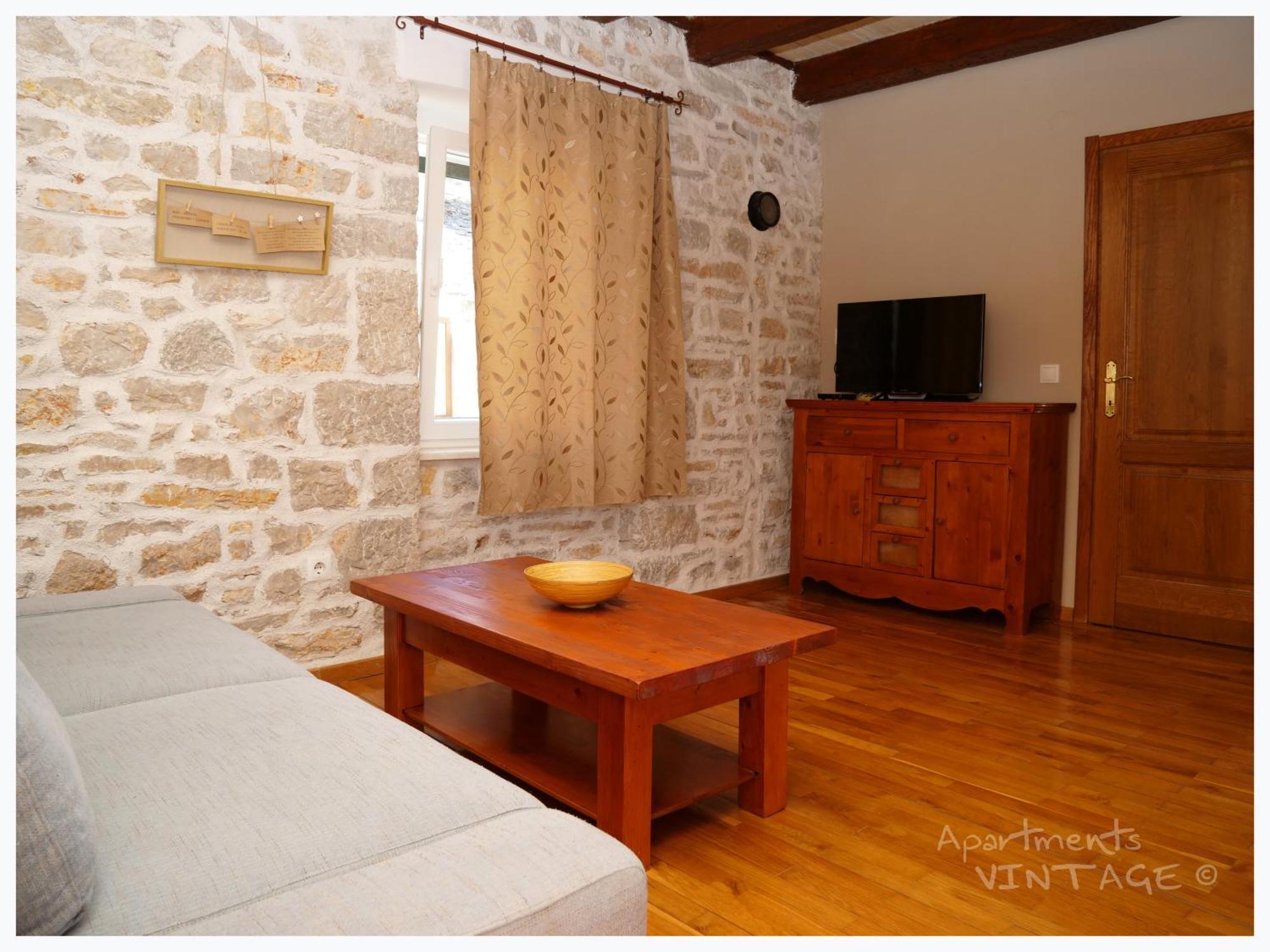 Vintage Appartement Primošten Buitenkant foto